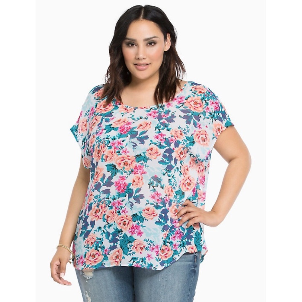 TORRID | Chiffon Floral Bow Top 1X - Picture 2 of 10